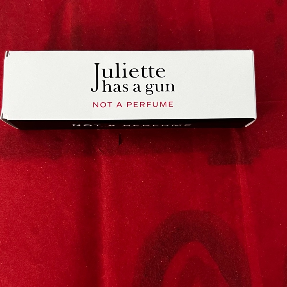 JULIETTE HAS A GUN NOT A PERFUME